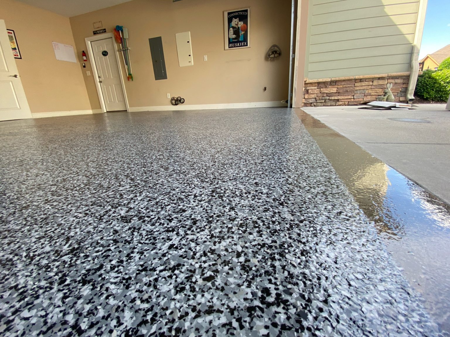 Epoxy Flooring Chattanooga | Garage Floor Coating | SSP Coatings